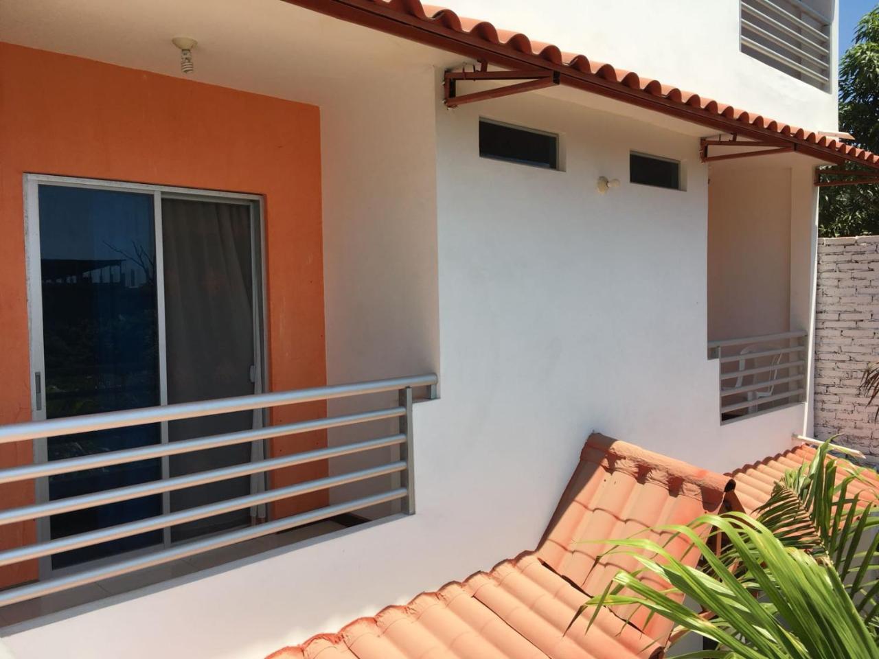 Hostal Quentin Puerto López Exterior foto